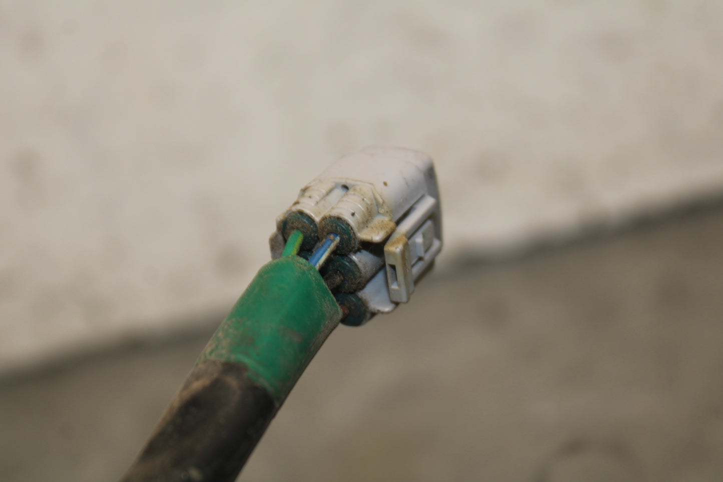 19-23 KAWASAKI NINJA ZX6R RIGHT CLIP ON HANDLE KILL OFF START SWITCH  BB701