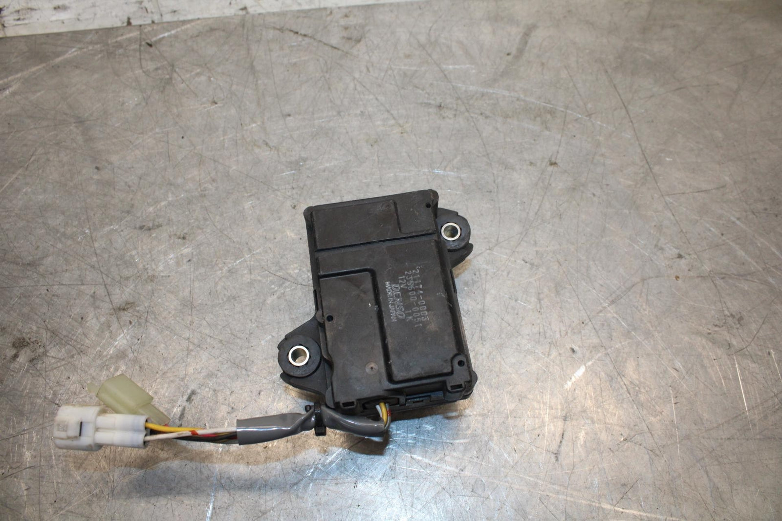 2008 Kawasaki Ninja ZX10R ZX1000E EXHAUST VALVE SERVO MOTOR 21174-0005 BB524