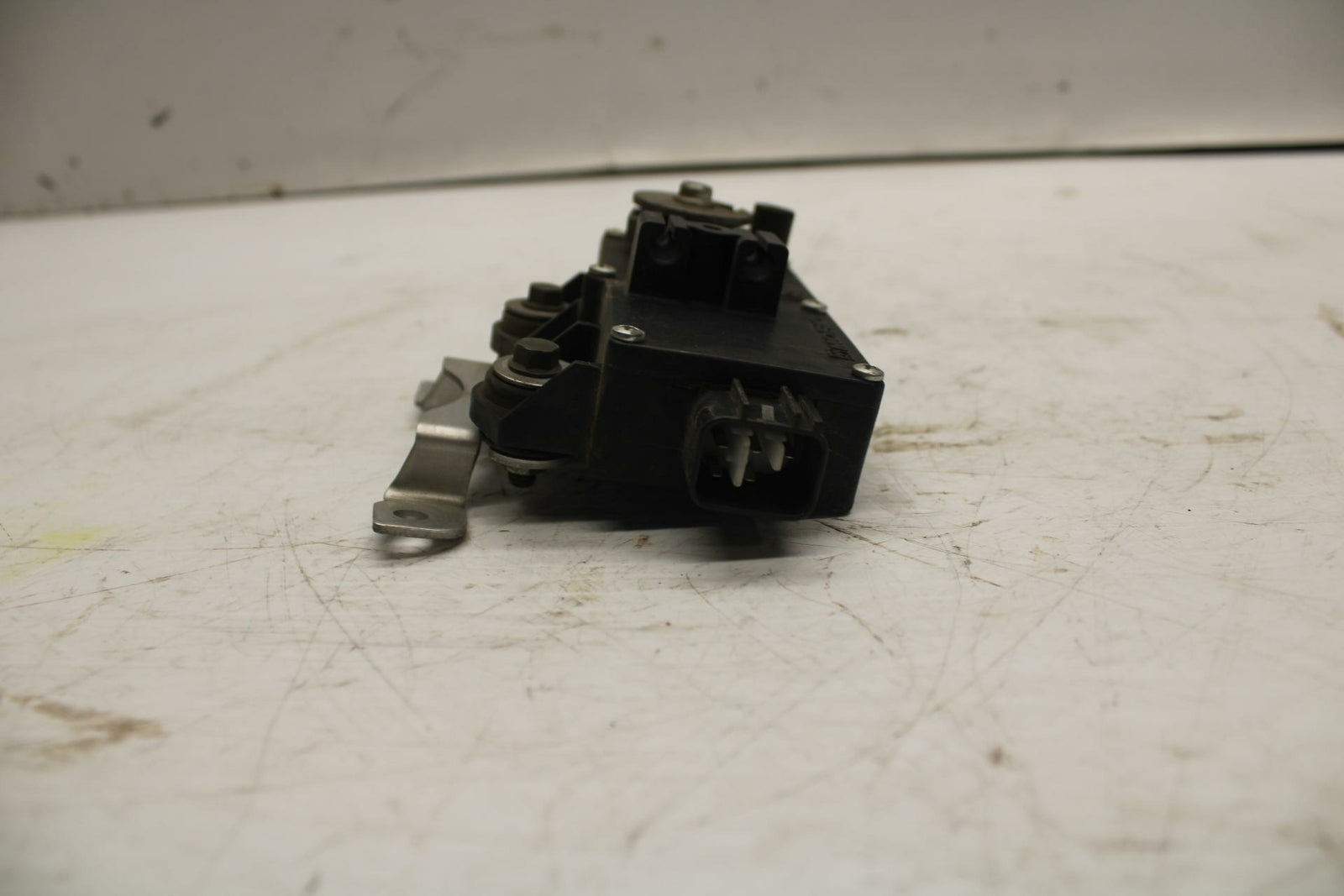 07 YAMAHA YZF R6 2c0 EXHAUST VALVE SERVO MOTOR 2C0-85820-00-00 BB284