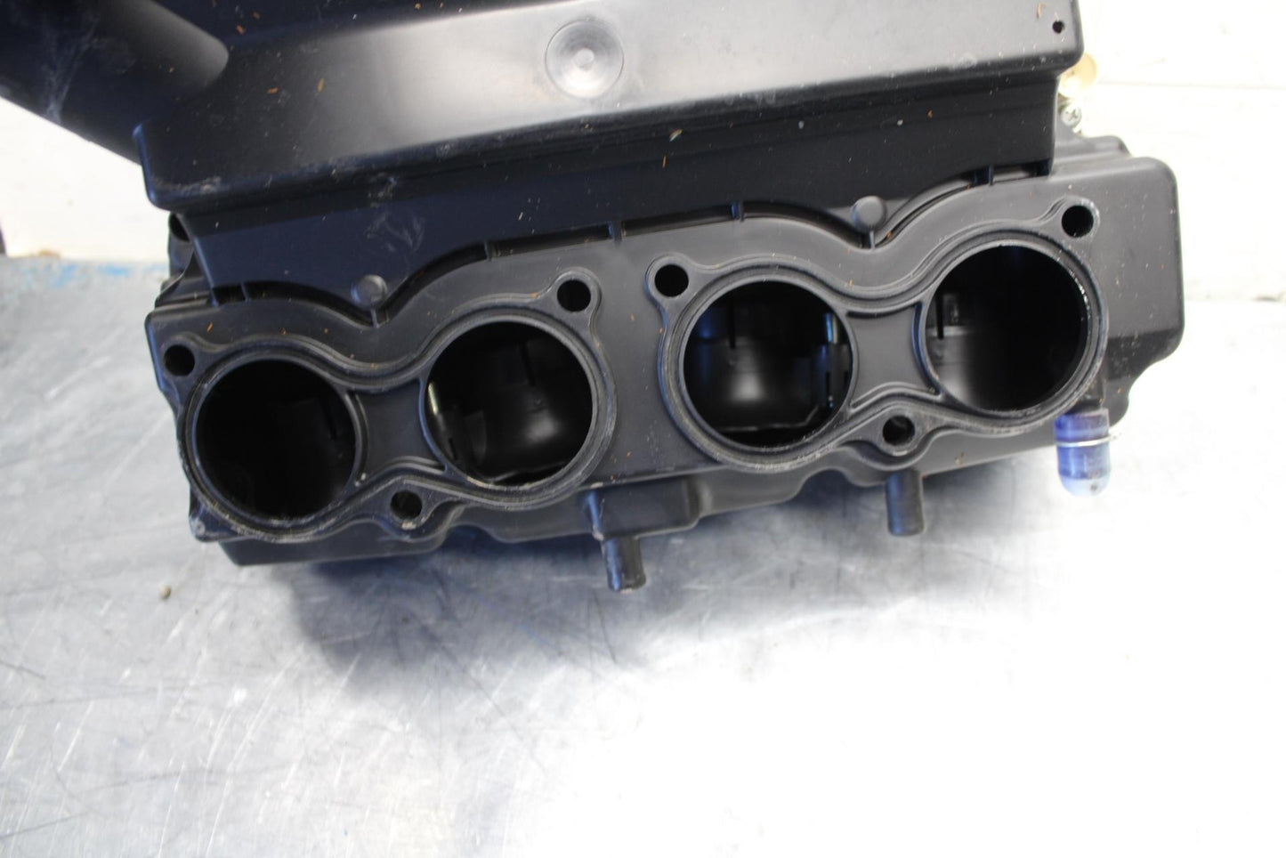 15-21 SUZUKI GSXR600 AIRBOX AIR INTAKE FILTER BOX BB463