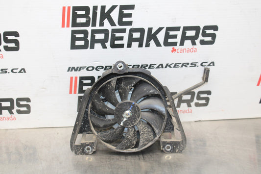17-18 YAMAHA YZF R3 ENGINE RADIATOR COOLING FAN BB788
