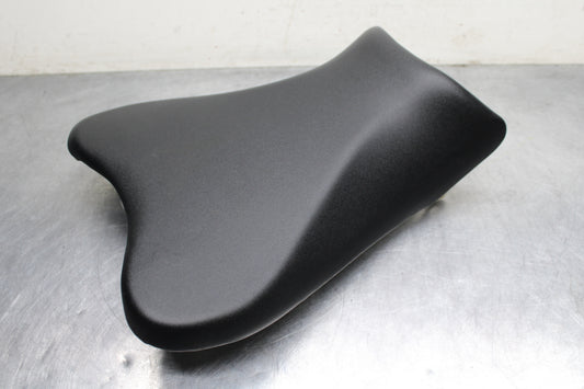 09 SUZUKI GSXR600 FRONT DRIVERS SEAT PAD SADDLE PILLION BB759