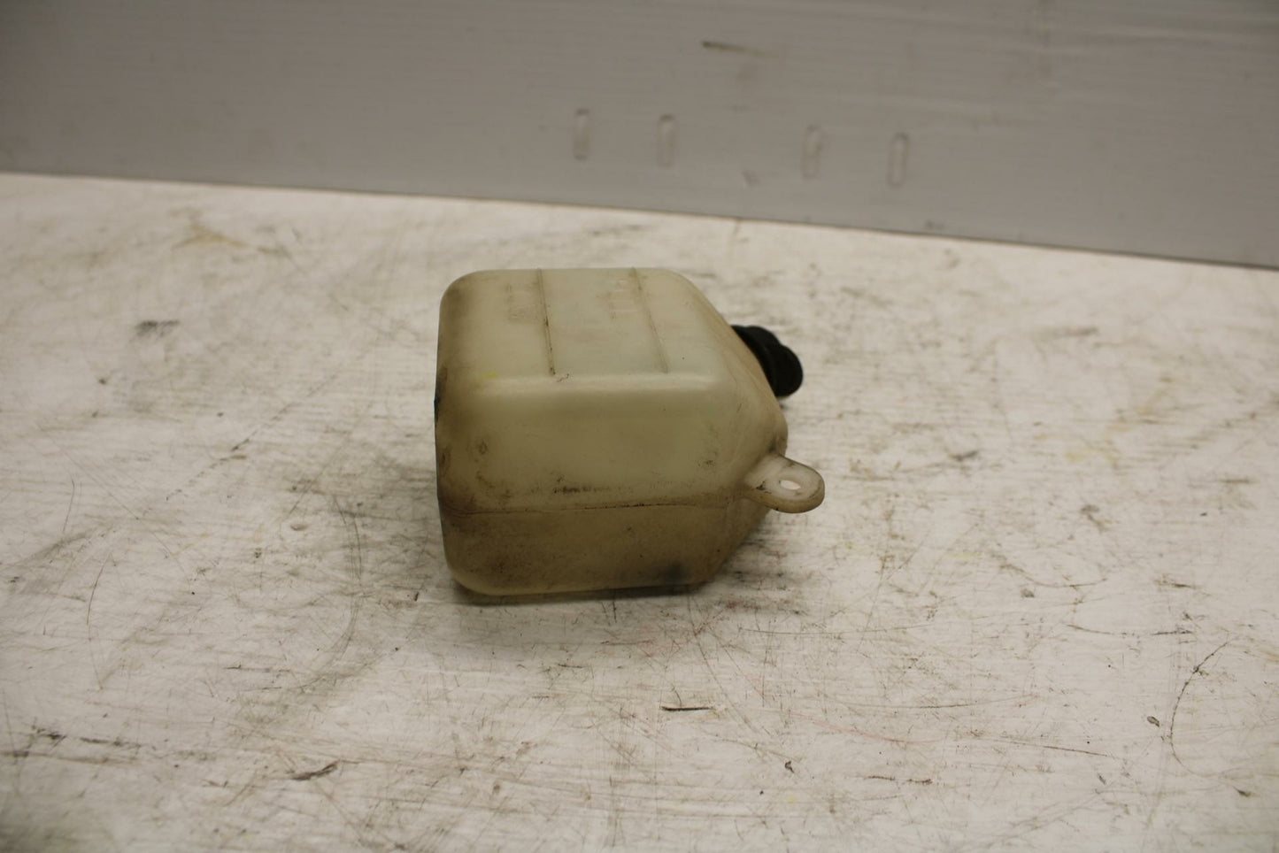 09 YAMAHA FZ6 COOLANT WATER TANK RESERVOIR BOTTLE 4P5-21871-00-00 BB295