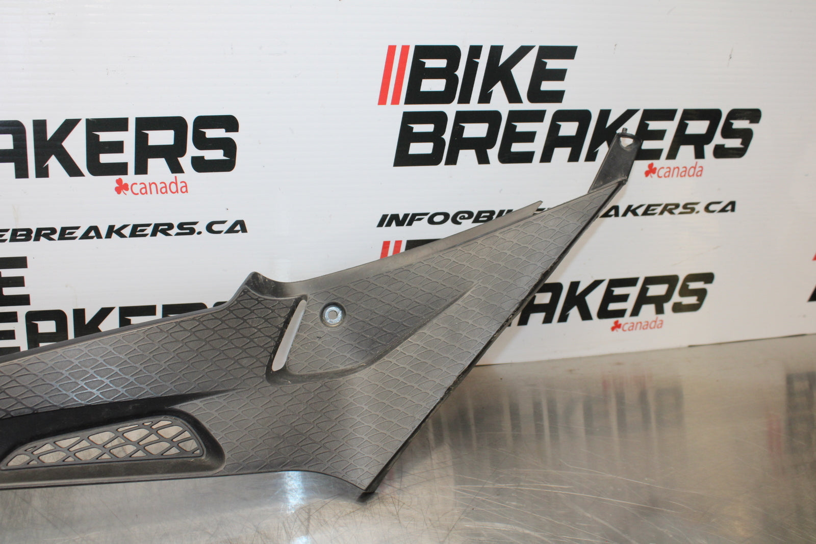 10-11 BMW S1000RR LEFT GAS TANK FUEL CELL PANEL COVER TRIM COWL  BB168