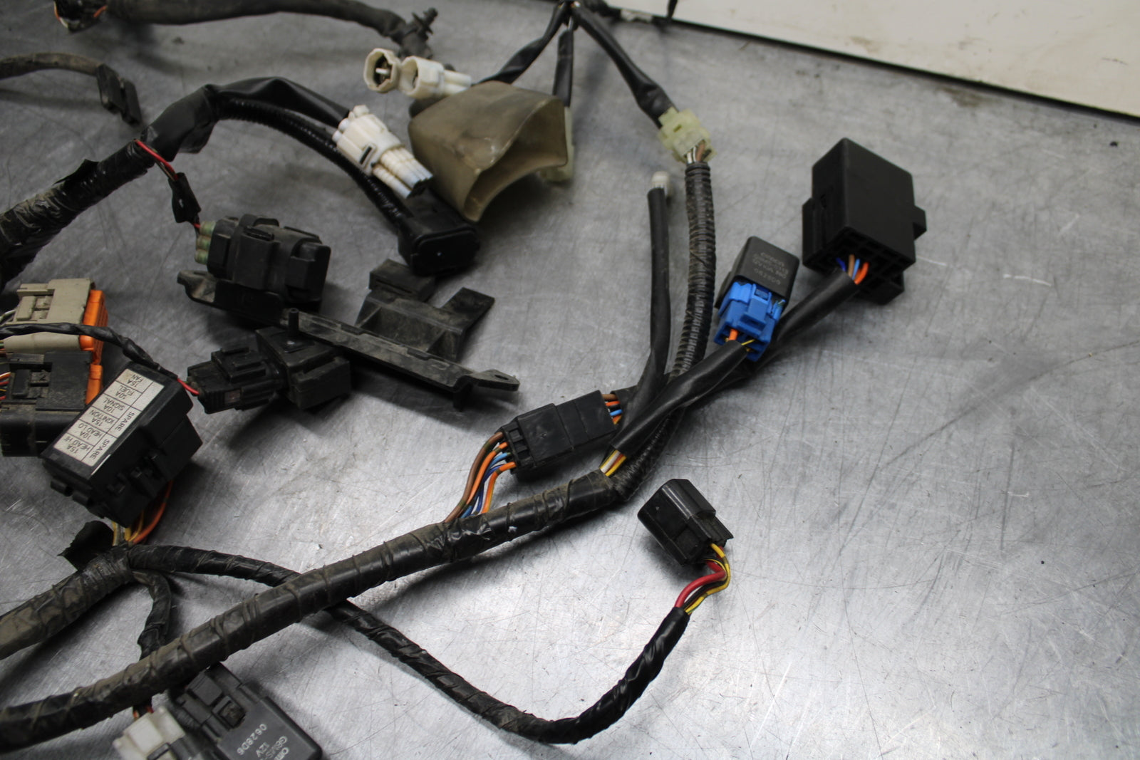 08-10 SUZUKI GSXR 600 MAIN ENGINE WIRING HARNESS MOTOR WIRE LOOM BB753