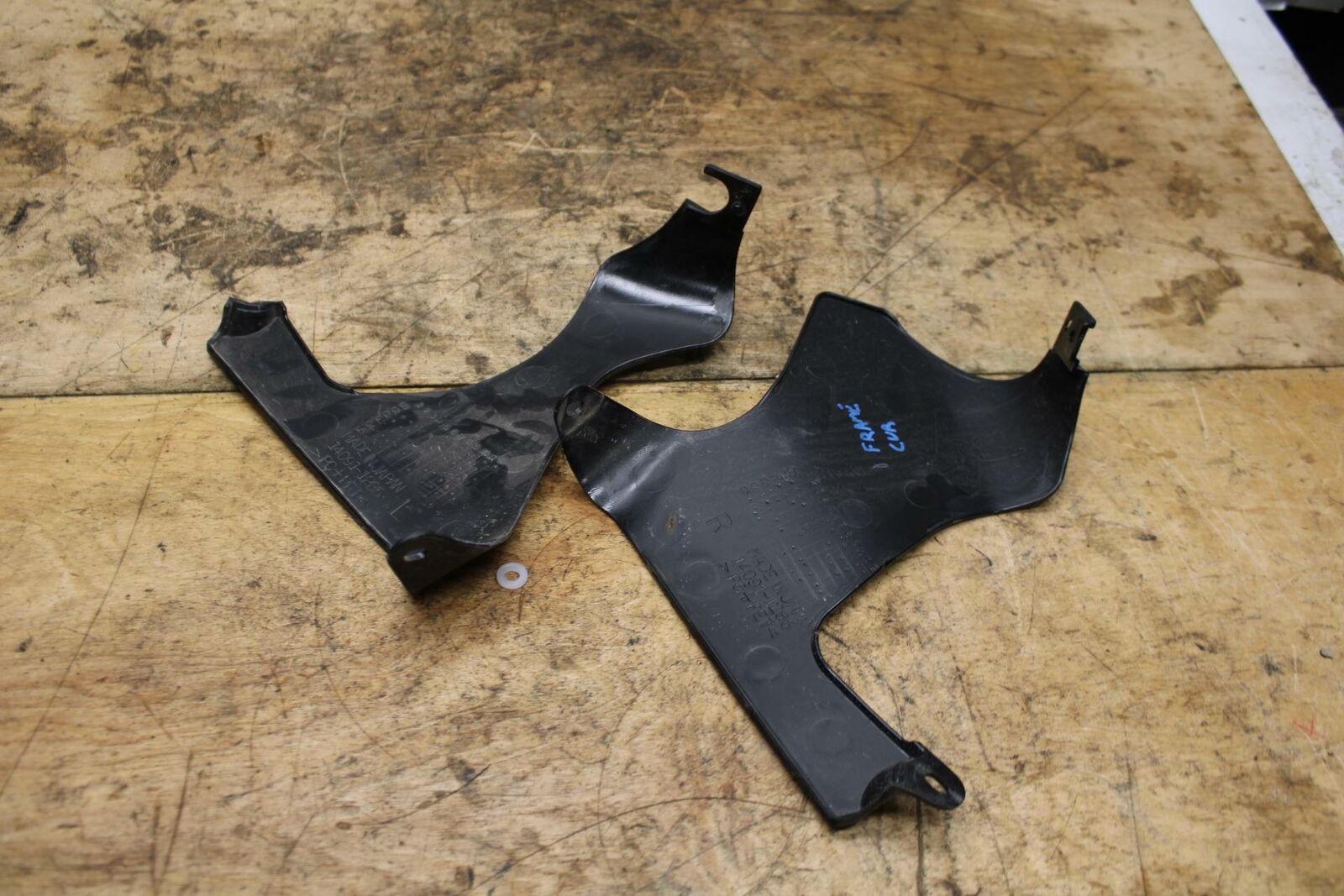 05-08 KAWASAKI VULCAN 1500 VN1500N CLASSIC FRAME COVER COWL BB343