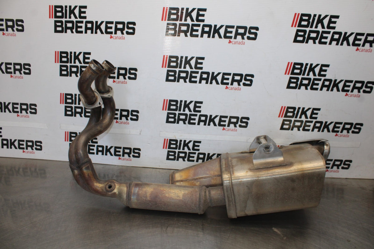 23 KAWASAKI NINJA 650 EX650 FULL EXHAUST SYSTEM HEADERS PIPE MUFFLER BB920