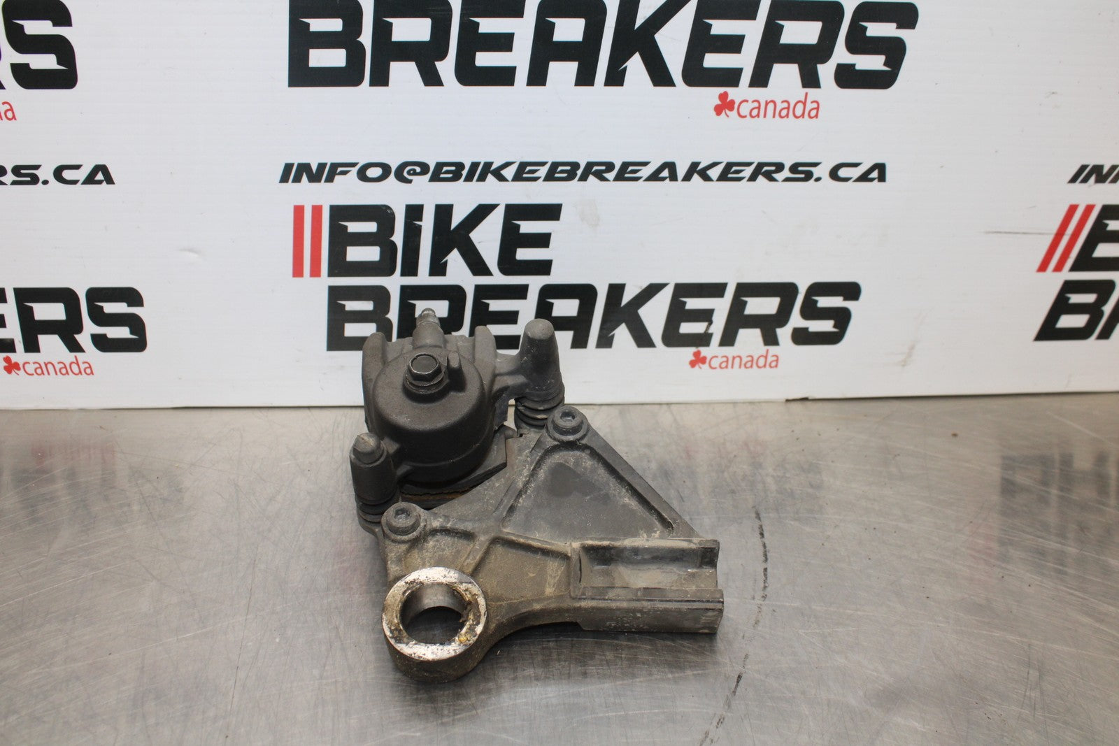 07-08 KAWASAKI NINJA ZX6R REAR BACK BRAKE CALIPER W MOUNT BRACKET BB203