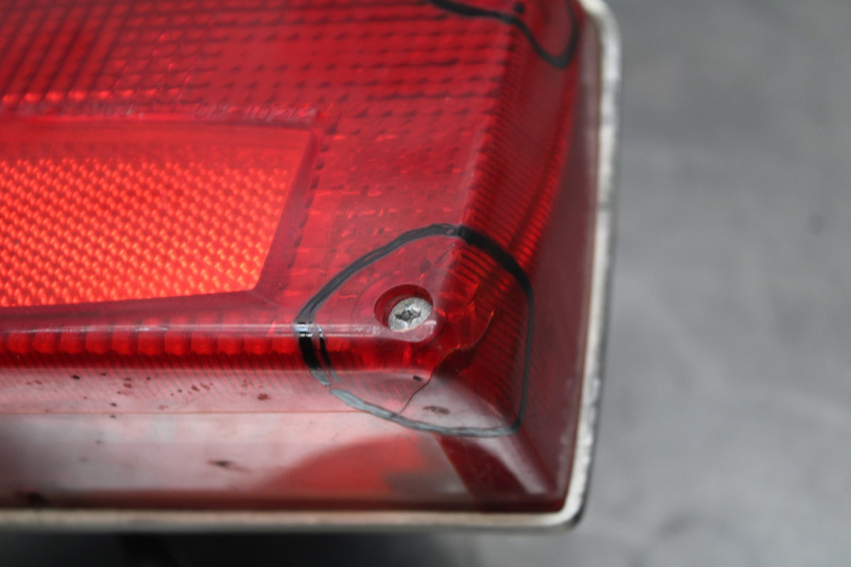 78-79 SUZUKI GS1000 REAR TAIL TAILLIGHT BACK BRAKE LIGHT BB787