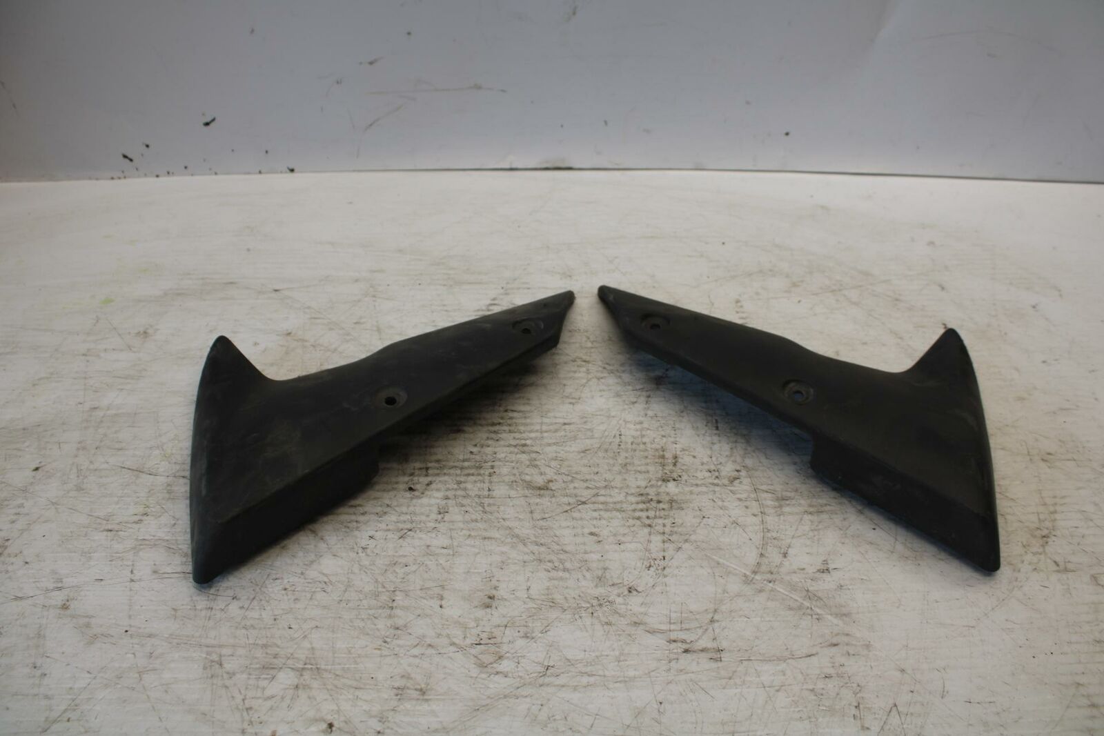 07-08 KAWASAKI NINJA ZX6R FRONT WHEEL FENDER COWL FAIRING TRIM BB274