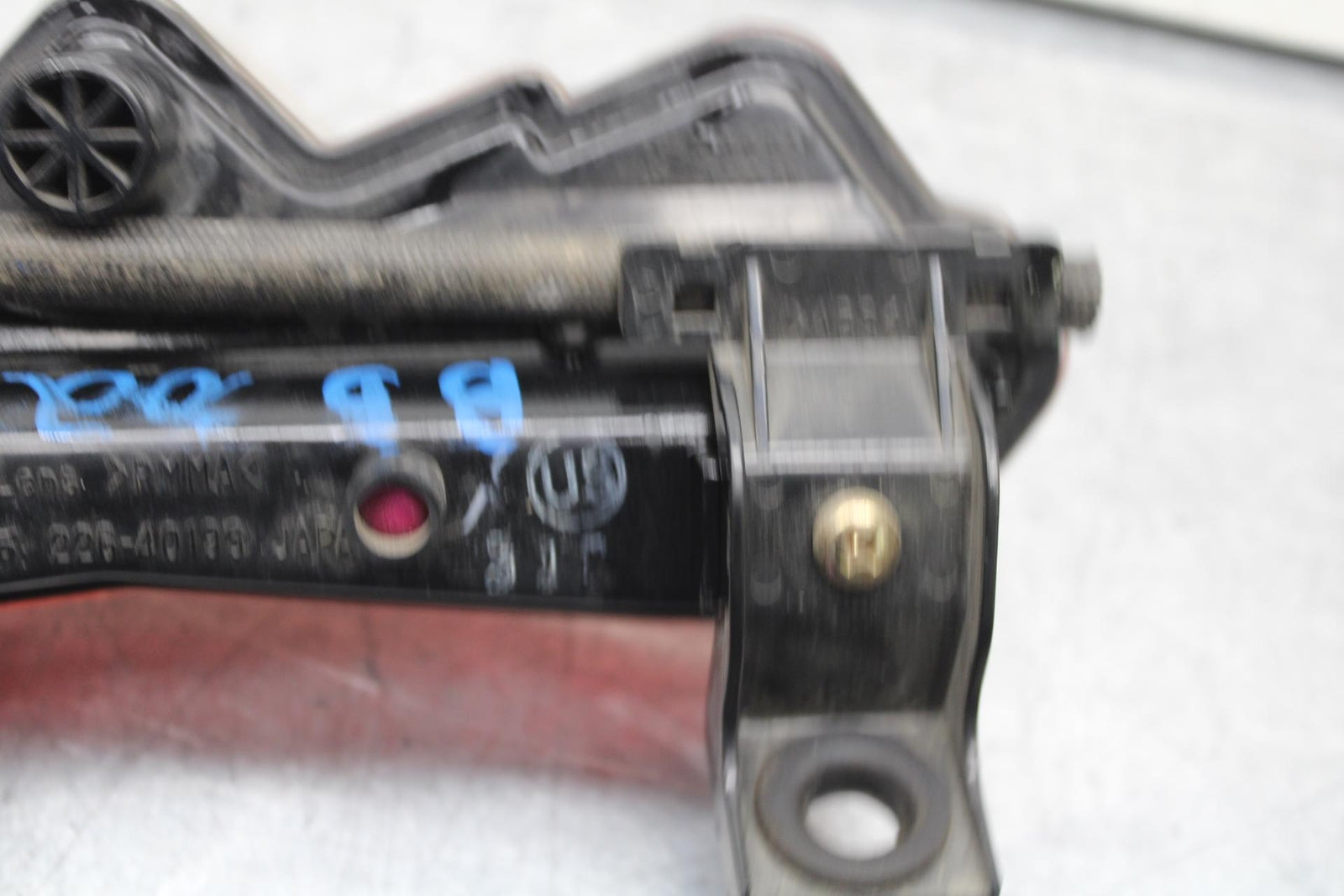 03-04 KAWASAKI NINJA ZX6RR REAR TAIL TAILLIGHT BACK BRAKE LIGHT BB105