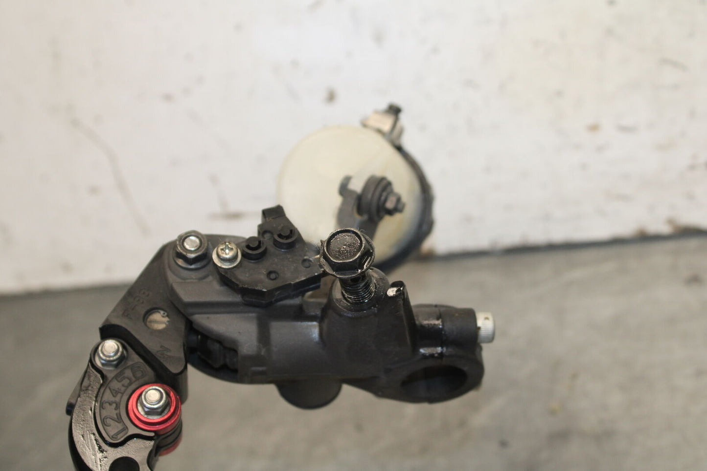 09-12 KAWASAKI NINJA ZX6R FRONT BRAKE MASTER CYLINDER w/ LEVER 43015-0141 BB698