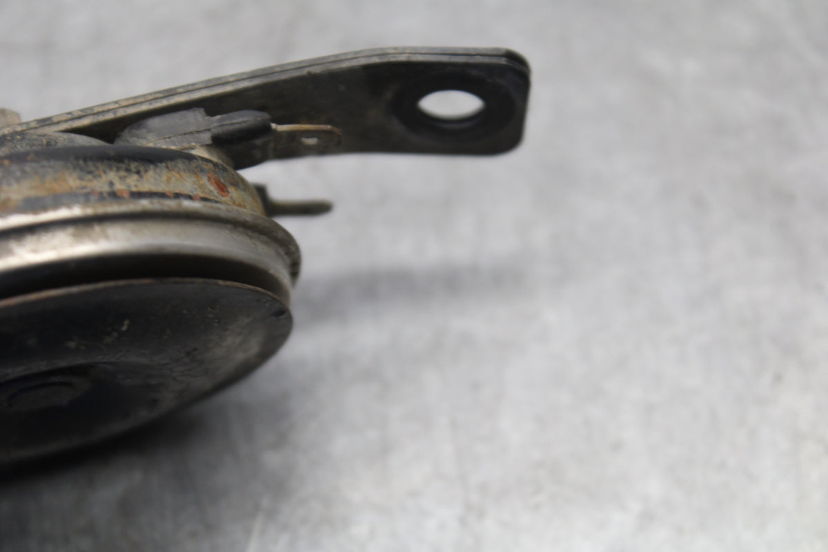 07-12 HONDA CBR600RR HORN SIGNAL BB672
