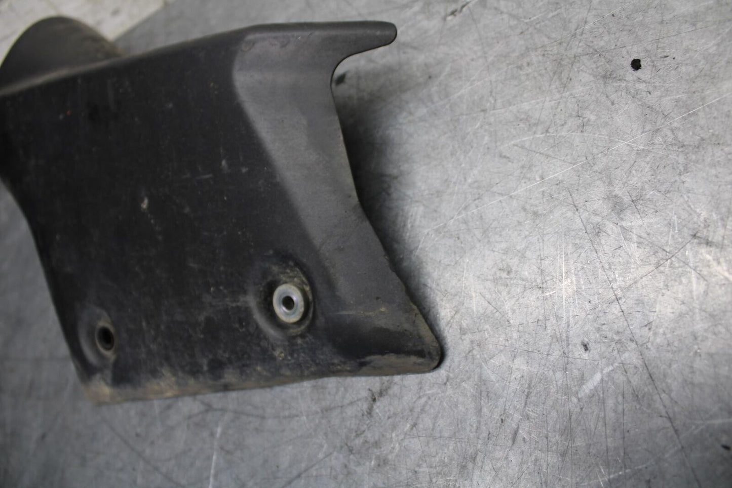 2012 Kawasaki Ninja ZX6R REAR MUFFLER EXHAUST PIPE COVER HEAT SHIELD BB529