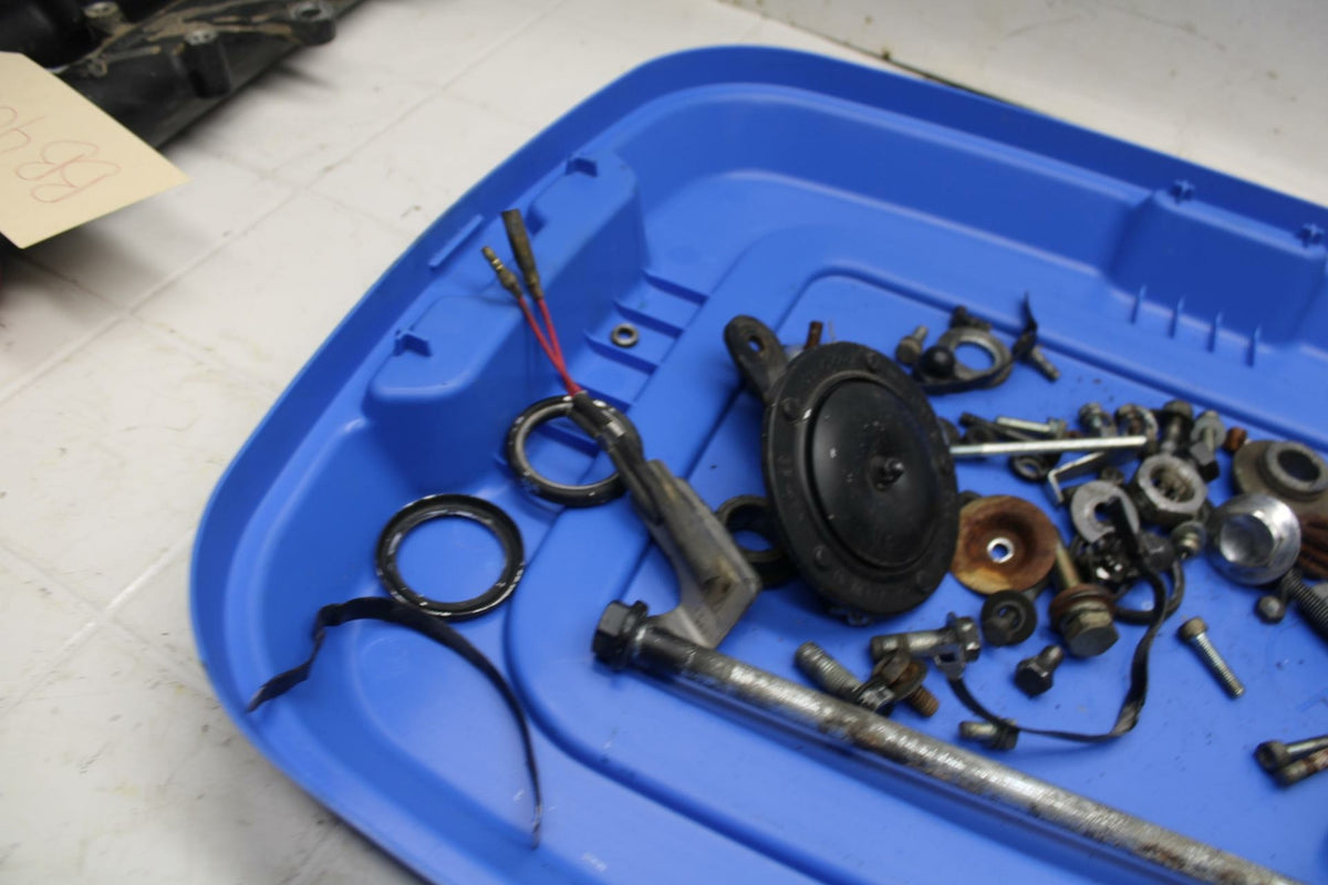 79-81 YAMAHA XS1100S HARDWARE BB401