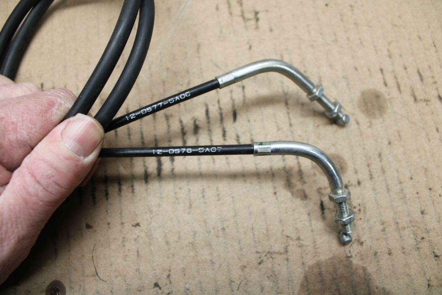 15 KAWASAKI NINJA 300 EX300 ABS THROTTLE CABLES LINES 54012-0577 BB395