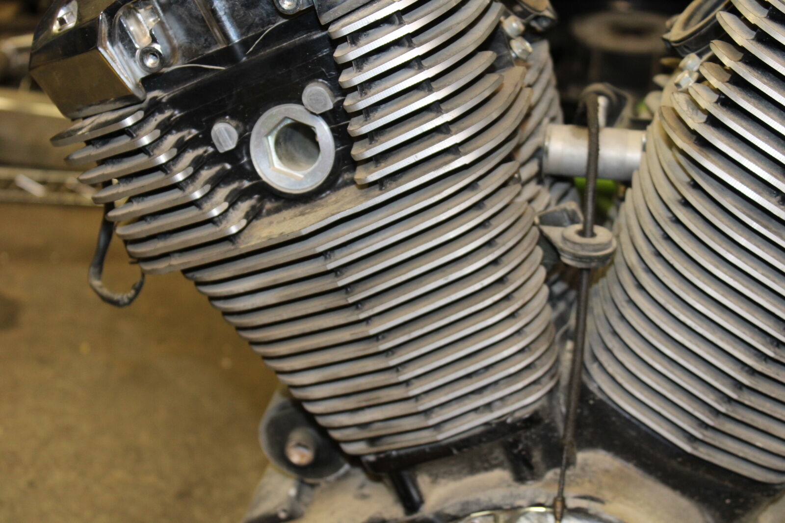 05-07 HONDA VTX1800F2 ENGINE MOTOR BB351