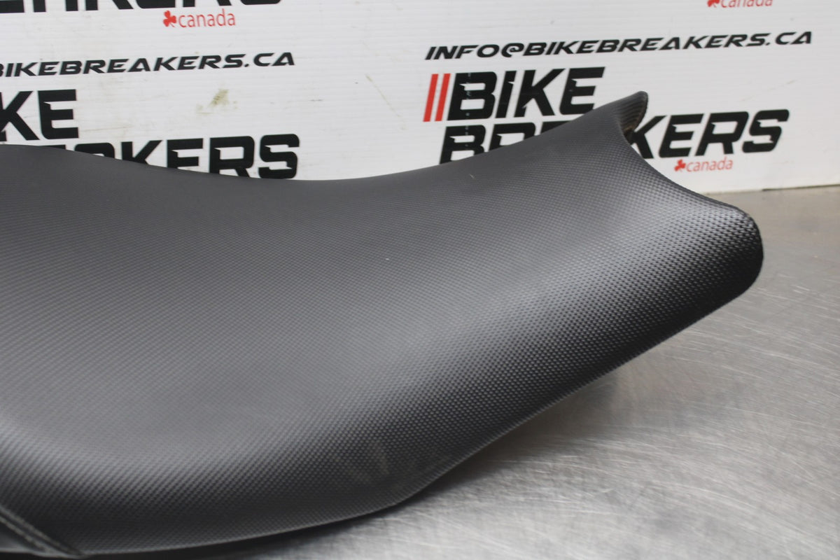 07 KAWASAKI NINJA 650 EX650 FRONT REAR SEAT SADDLE BB844