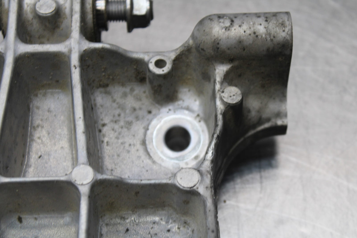 18-26 KAWASAKI Z400 ENGINE MOUNT MOTOR BRACKET BB852