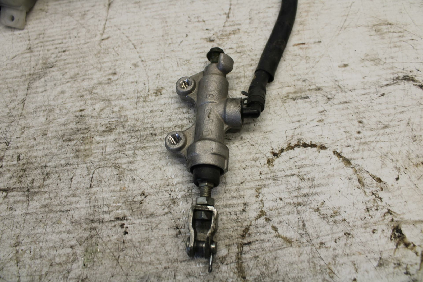 07-09 KAWASAKI VERSYS 650 REAR BACK BRAKE MASTER CYLINDER W RESERVOIR BB302