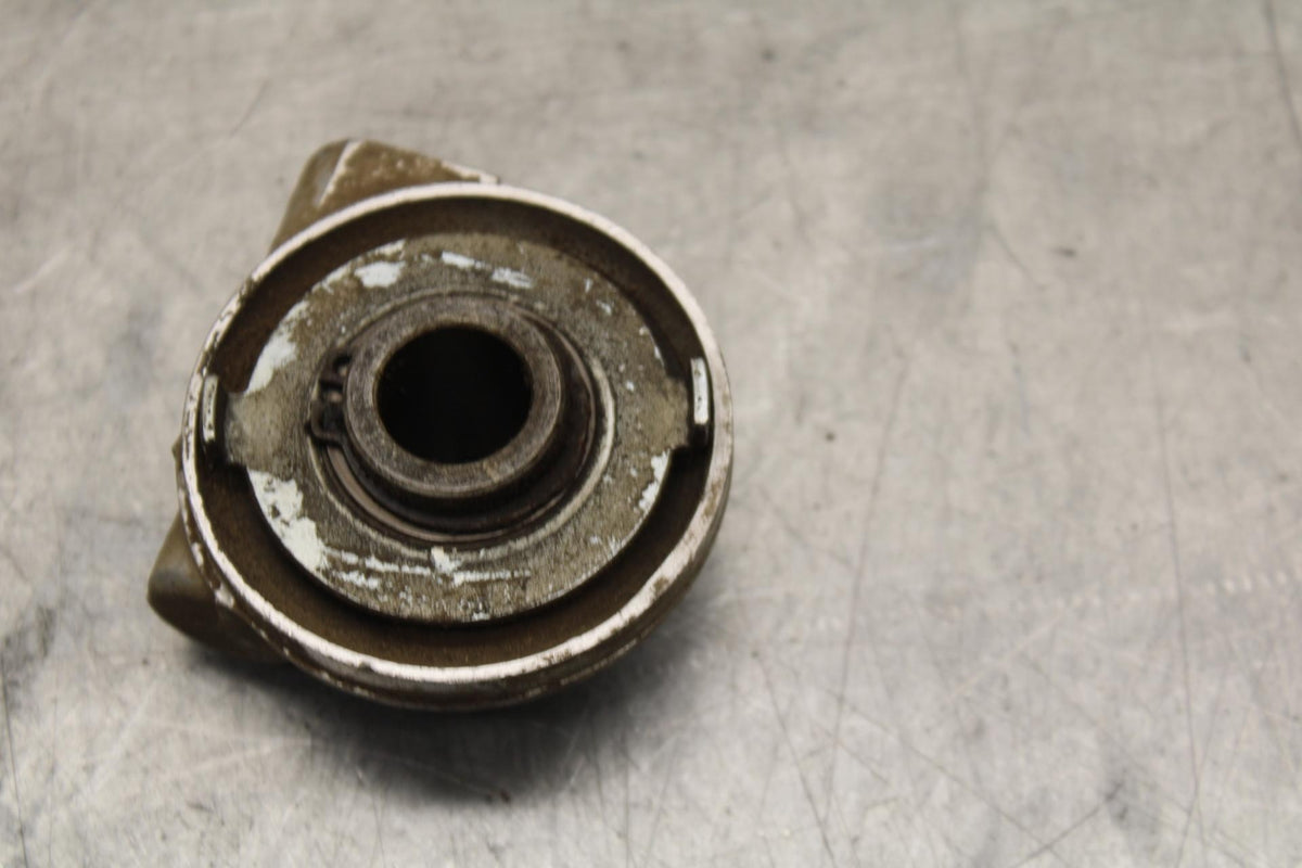 75 SUZUKI GT 550 SPEEDOMETER DRIVE GEAR  BB67