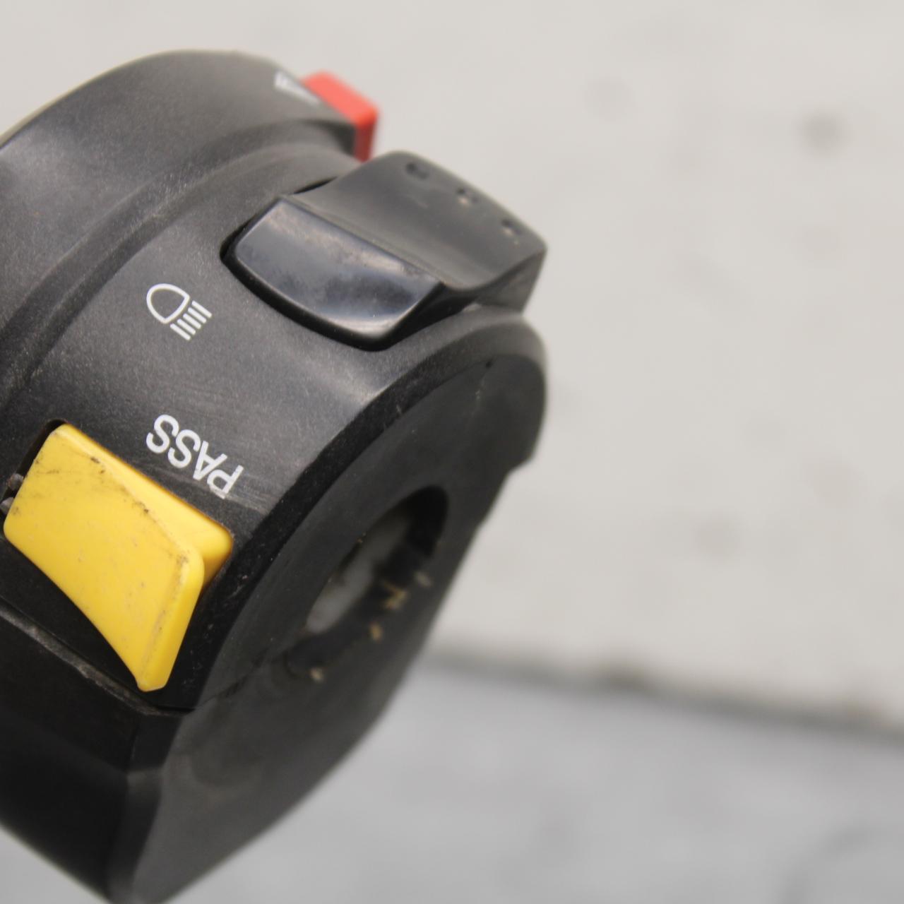 06-07 SUZUKI GSXR750 LEFT CLIP ON HANDLE HORN SIGNALS SWITCH  BB645