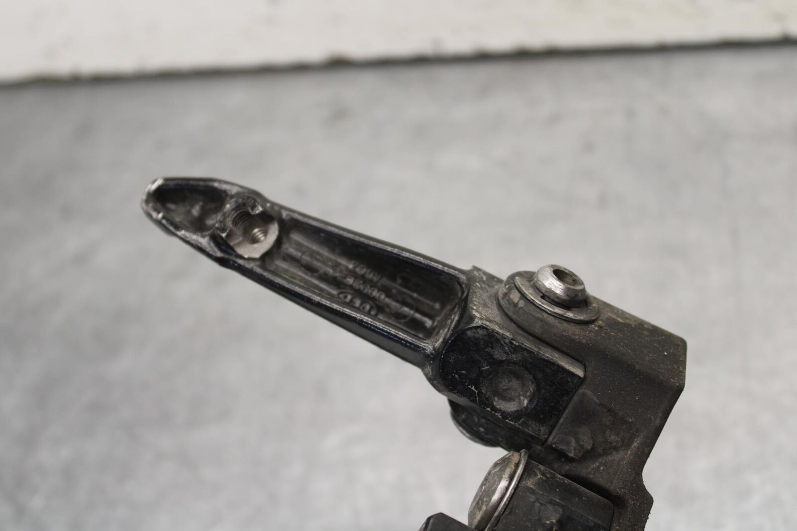 09-12 KAWASAKI NINJA ZX6R LEFT REARSET REAR SET DRIVER FOOT PEG REST STOP BB640