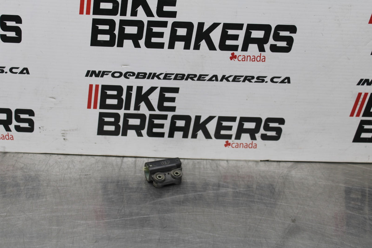 05 YAMAHA YZF R6 TIP OVER BANK ANGLE CRASH SENSOR SWITCH BB858