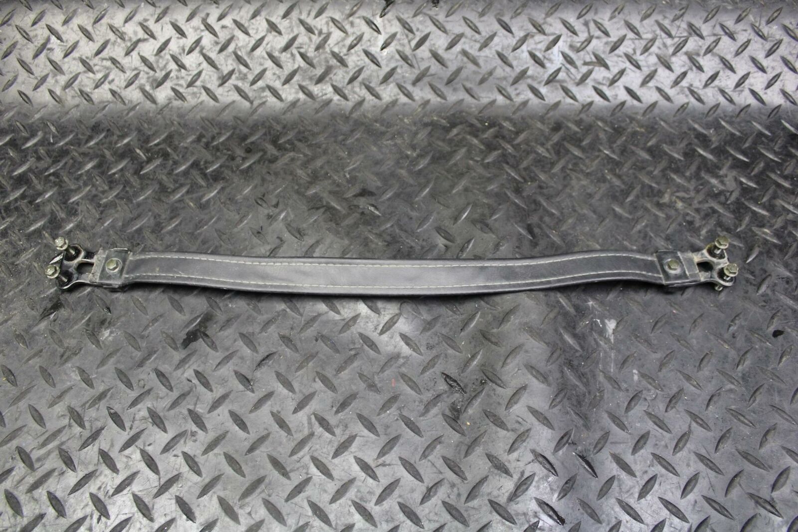 03-08 KAWASAKI VULCAN 1600 REAR BACK PASSENGER SEAT STRAP  BB193