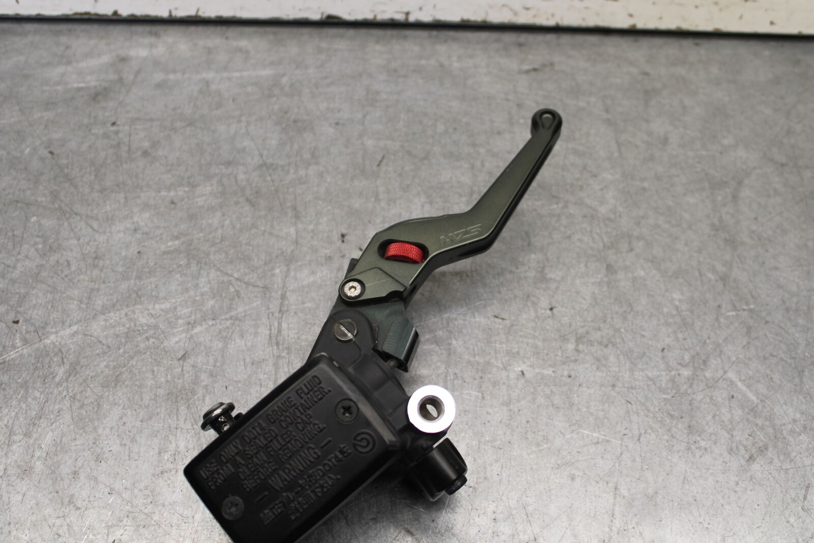 16-21 YAMAHA XSR900 FRONT BRAKE MASTER CYLINDER w/ LEVER BB664