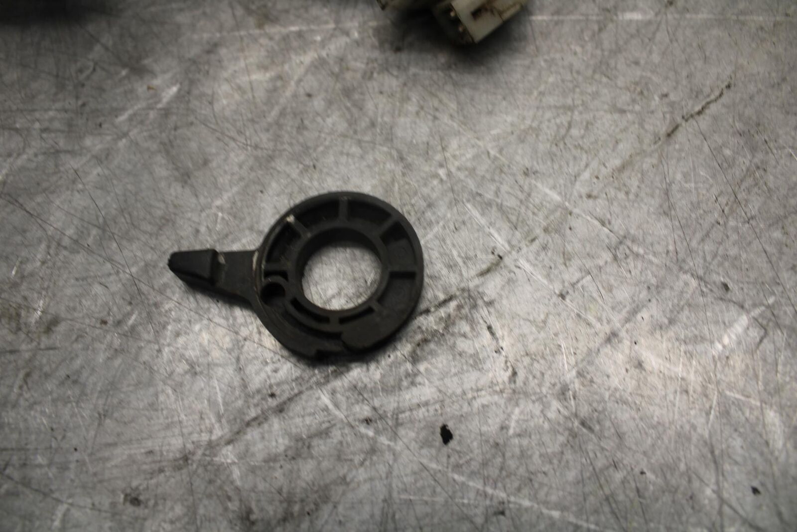 1993 Suzuki GSXR1100W LEFT CLIP ON HANDLE HORN SIGNALS SWITCH CHOKE BB46