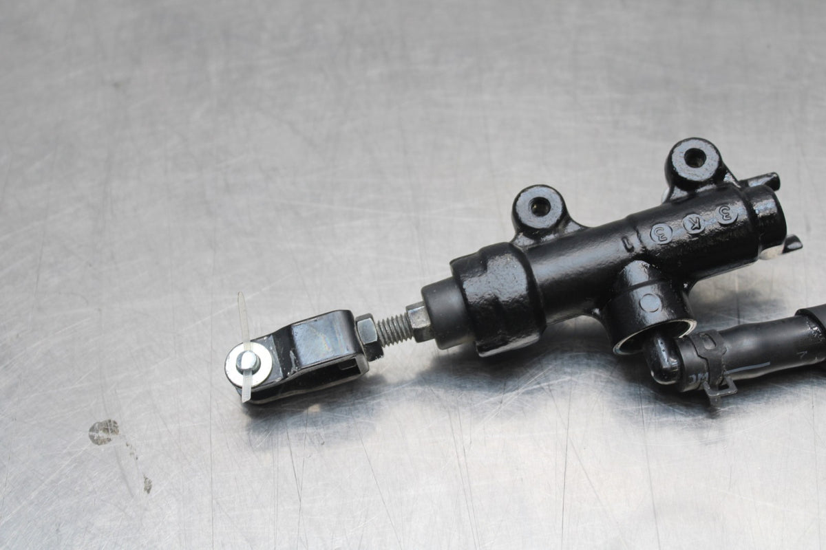 24-25 SUZUKI GSXR1000 REAR BACK BRAKE MASTER CYLINDER W RESERVOIR BB767