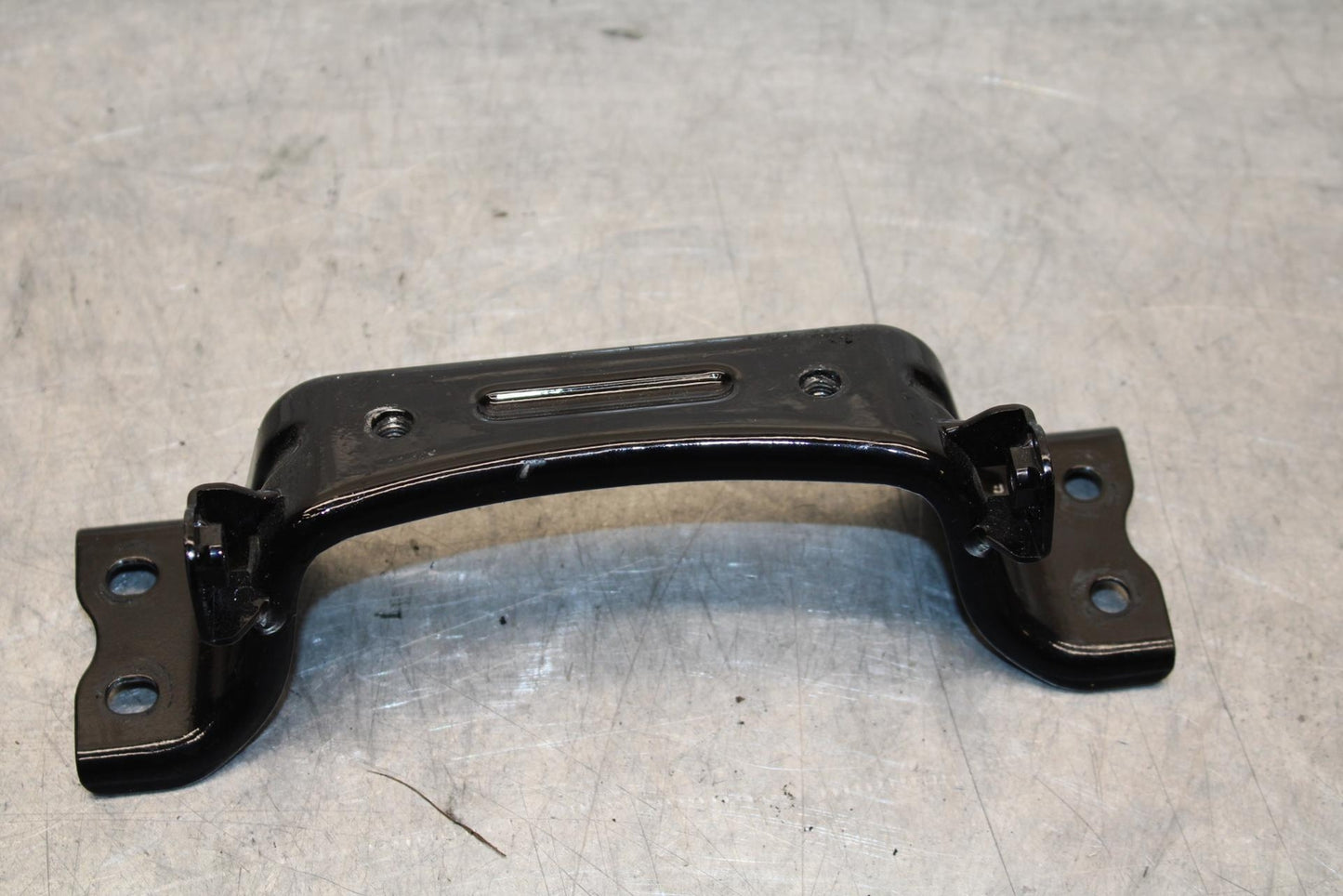 19-22 KAWASAKI Z400 GAS TANK FUEL CELL PETROL RESERVOIR BRACKET MOUNT BB70