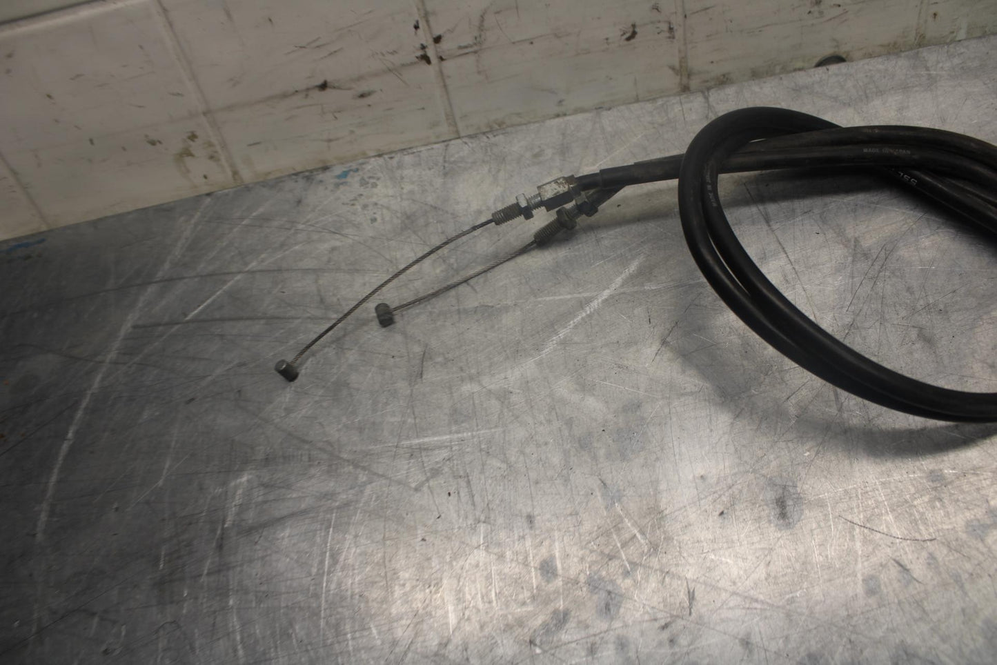 05 YAMAHA YZF R6S THROTTLE CABLES LINES BB462