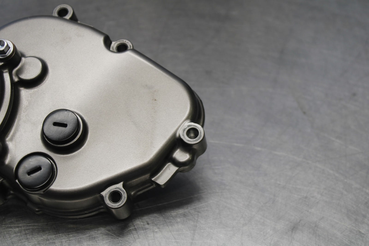 20-22 KAWASAKI NINJA ZX6R ENGINE MOTOR TIMING CHAIN COVER BB884