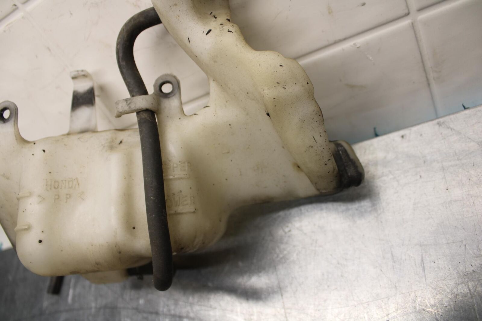 2008 Honda CBR1000RR COOLANT  TANK RESERVOIR BOTTLE 19101-MGP-305 BB579