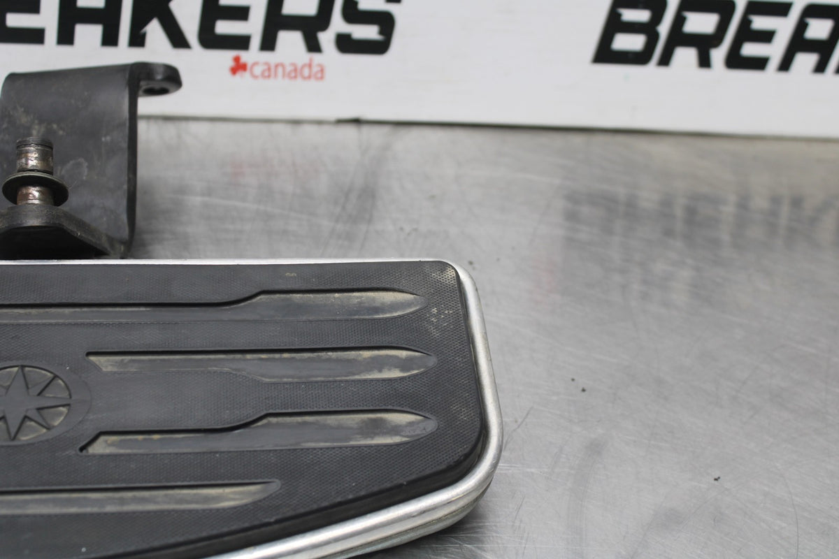 99-09 YAMAHA V STAR 1100 LEFT FRONT FOOT REST PEG STEP BB853