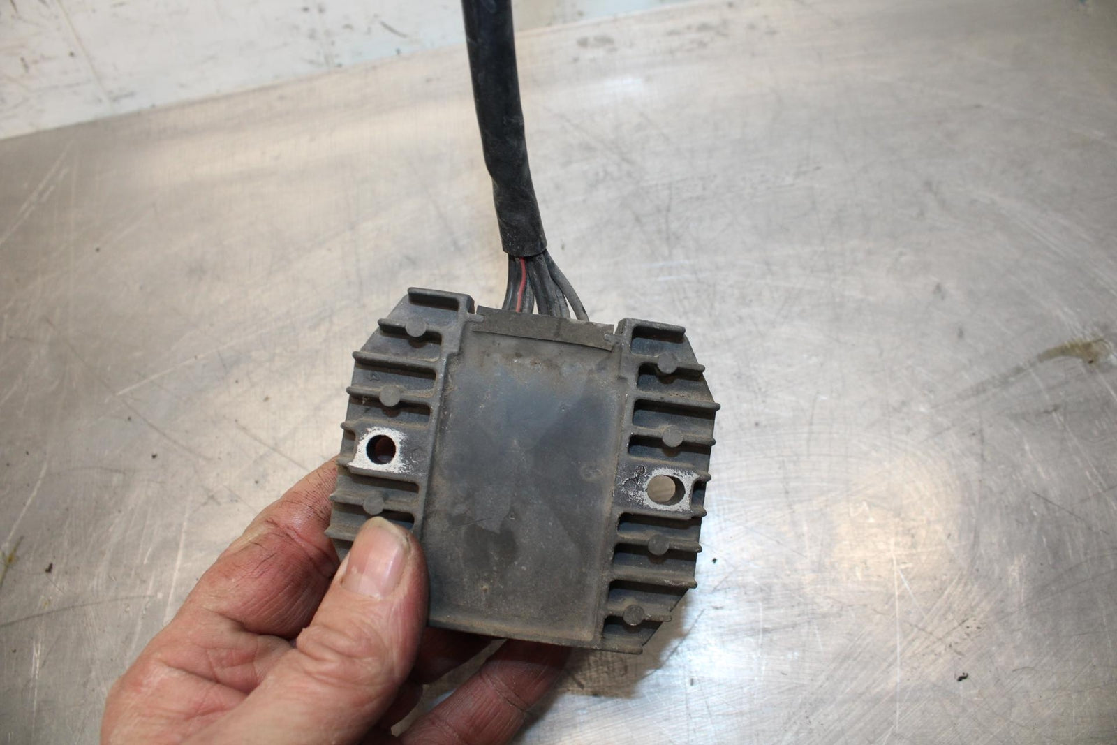 00-02 KAWASAKI NINJA ZX6R ZX600J RECTIFIER VOLTAGE REGULATOR 21066-1125 BB489