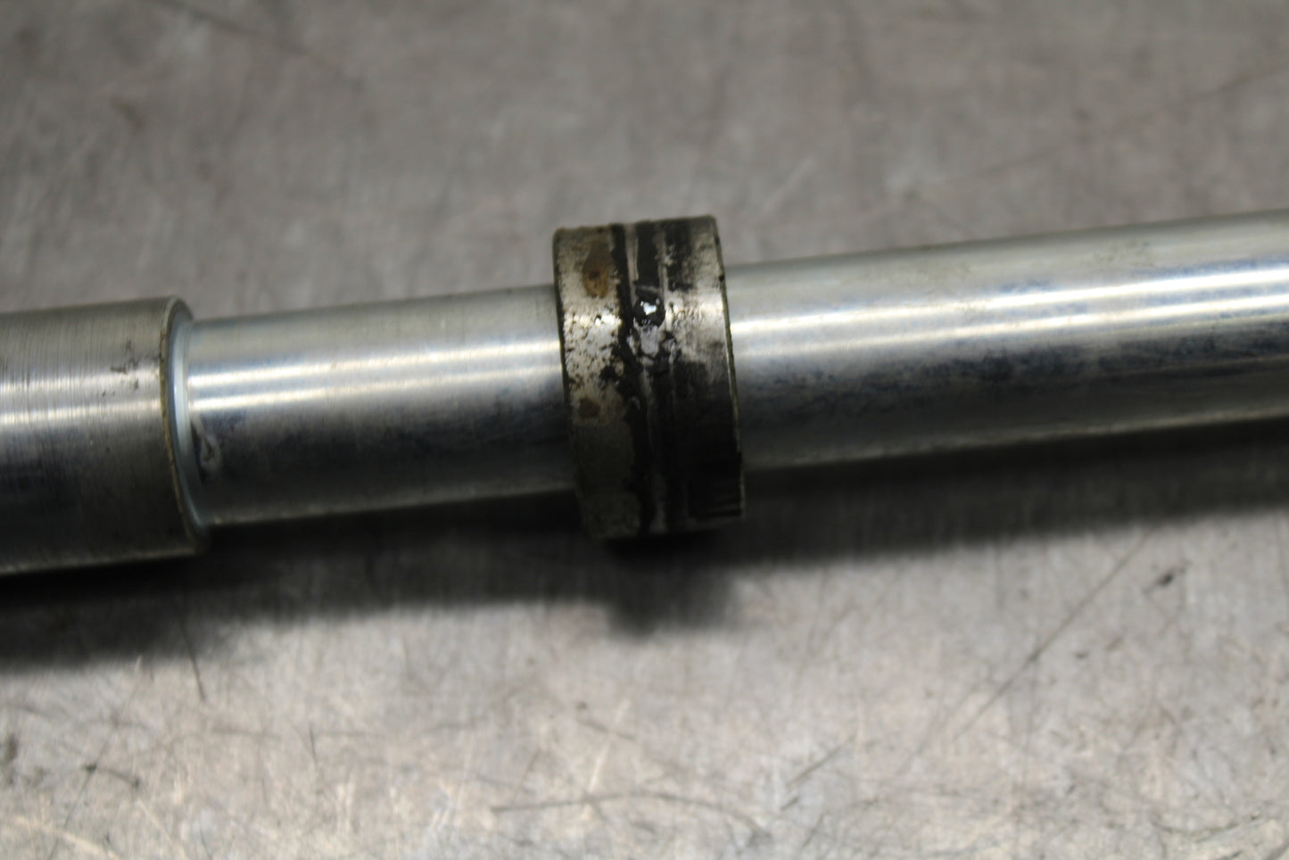 12-17 KAWASAKI NINJA 650 FRONT WHEEL RIM AXLE PIVOT BOLT BB129