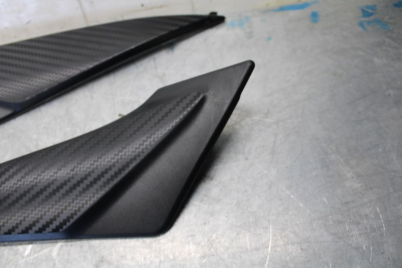 2017 Suzuki GSXR600 RIGHT LEFT GAS FUEL TANK PANELS COVERS TRIM SET COWLS  BB527