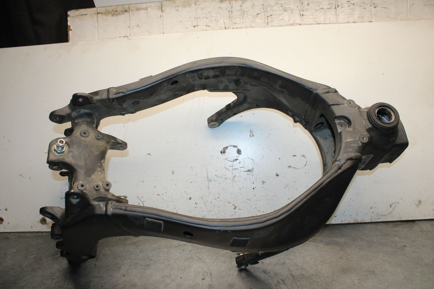 19-20 KAWASAKI NINJA ZX6R RACE OR STUNT FRAME CHASSIS BB338