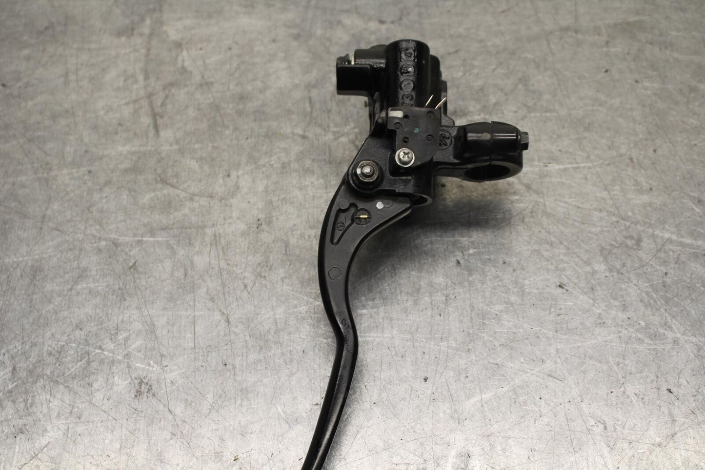 15-16 KAWASAKI EX300 FRONT BRAKE MASTER CYLINDER w/ LEVER BB635