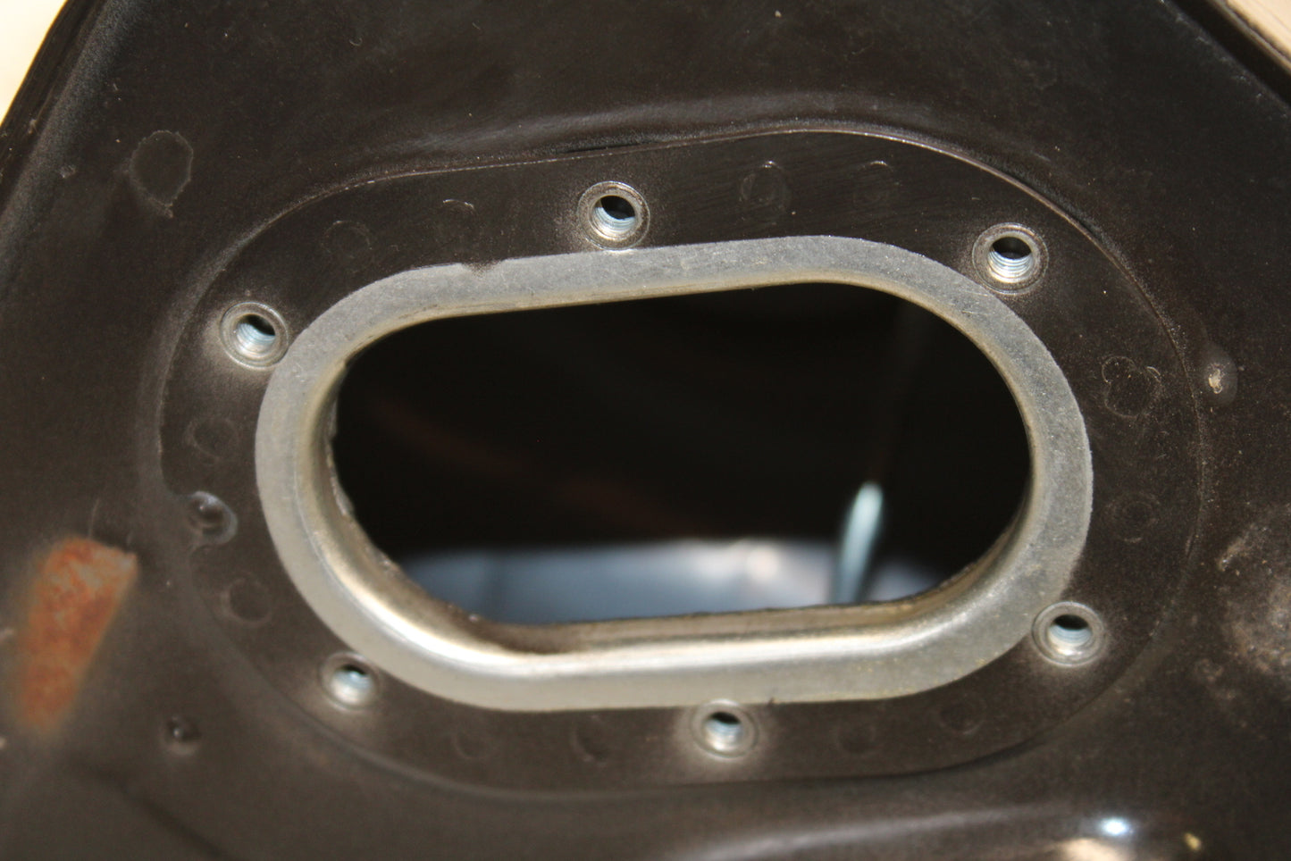 16-24 KTM 390 RC GAS TANK FUEL CELL PETROL RESERVOIR BB648
