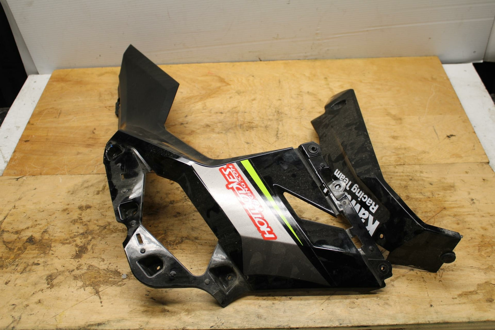 18-22 KAWASAKI NINJA 400 EX400 ABS LEFT MID UPPER SIDE FAIRING COWL BB334