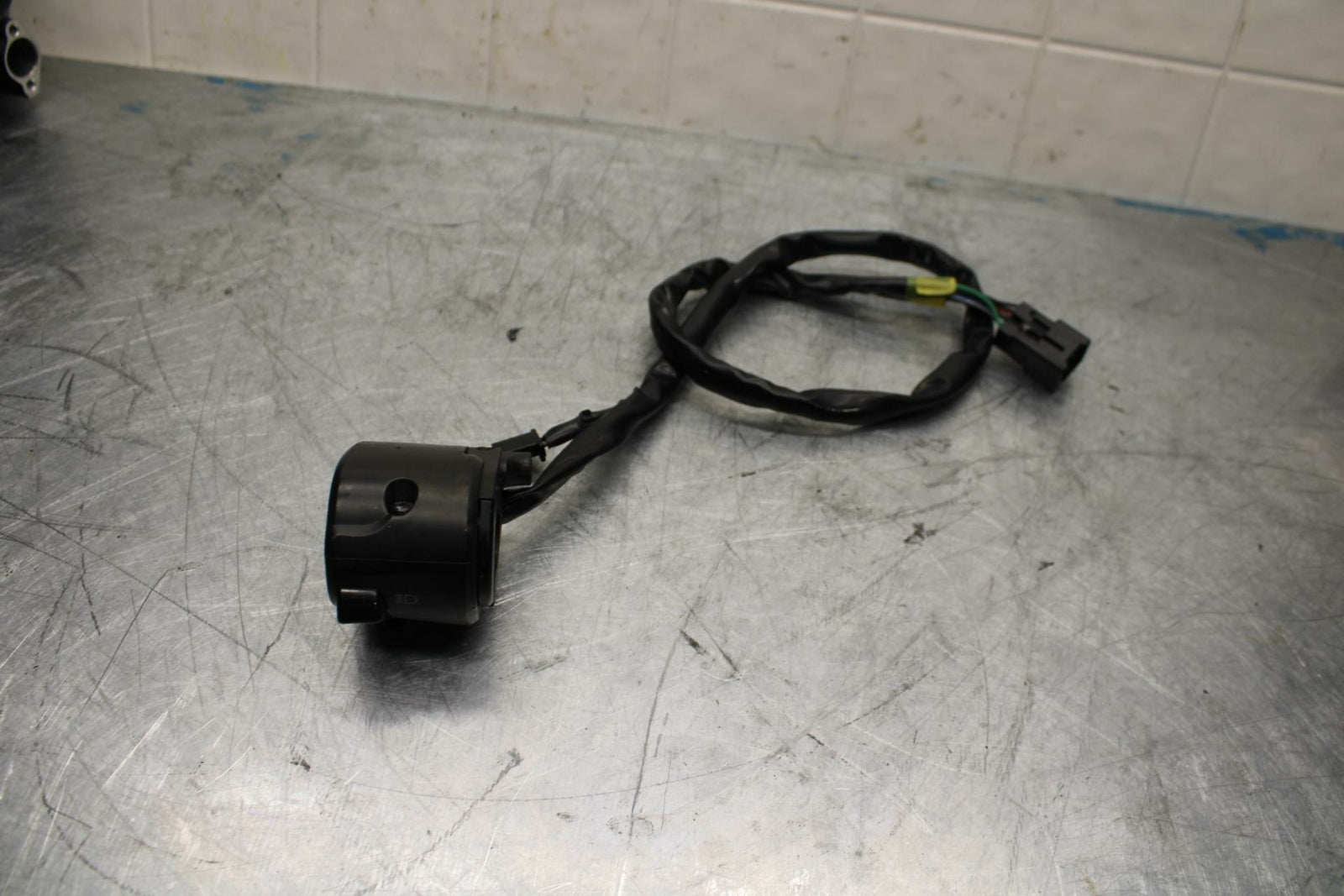 10-13 KAWASAKI Z1000 LEFT CLIP ON HANDLE HORN SIGNALS SWITCH SWITCHES  BB421