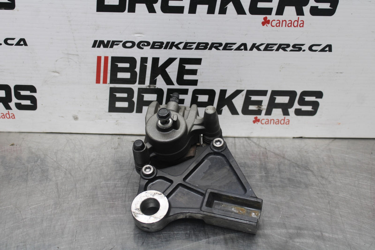 08 KAWASAKI NINJA 650 EX650 REAR BACK BRAKE CALIPER W MOUNT BRACKET BB797