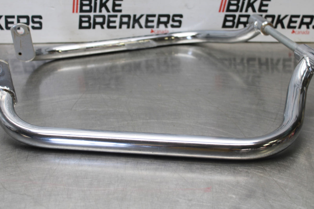 05-09 SUZUKI BOULEVARD C90 FRONT CRASH BAR SET PAIR BB918