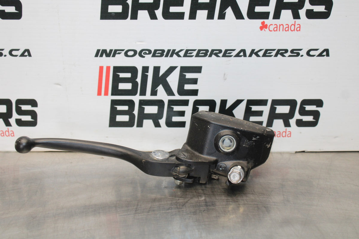 23-26 KAWASAKI NINJA ZX4RR FRONT BRAKE MASTER CYLINDER w/ LEVER BB872