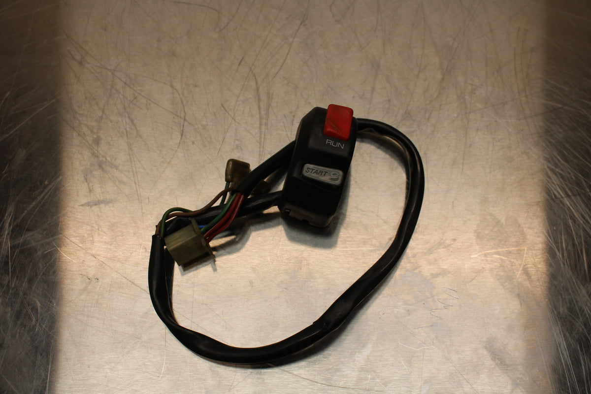 96 YAMAHA YZF750R RIGHT CLIP ON HANDLE KILL OFF START SWITCH SWITCHES BB137