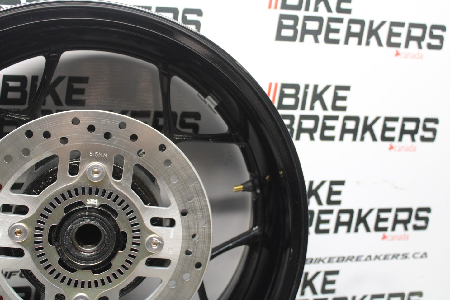 23-24 KAWASAKI NINJA ZX14R NEW TAKE OFF!! REAR WHEEL BACK RIM & ROTOR BB764
